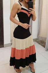 Maxikleid mit Farbblockdesign und Rüschensaum